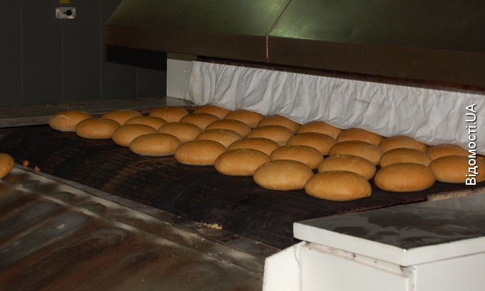 На ВАТ «Хліб» запустили автоматичну лінію із виготовлення батонів 