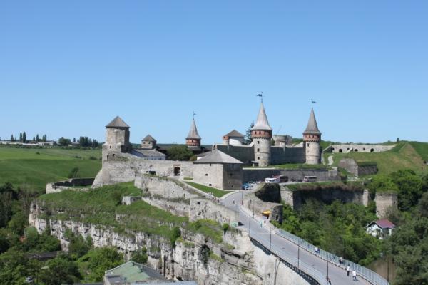 Українці обрали сім чудесних замків, фортець і палаців