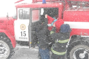 Рятувальники допомогли понад 200 волинянам та витягли зі снігового полону 87 машин