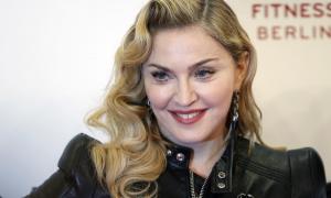 Мадонна дозволила своїм дітям спробувати наркотики