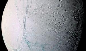 На супутнику Сатурна виявлені ознаки позаземного життя