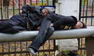В Угорщині заборонили бездомним спати на вулицях