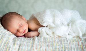 У США жінка вперше народила дитину після пересадки матки померлого донора 