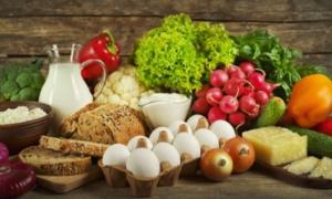 Скільки потрібно в день вживати фруктів, овочів і жирів 