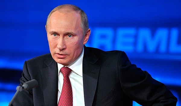 Путін знову не захотів відповідати на незручне питання про доньок