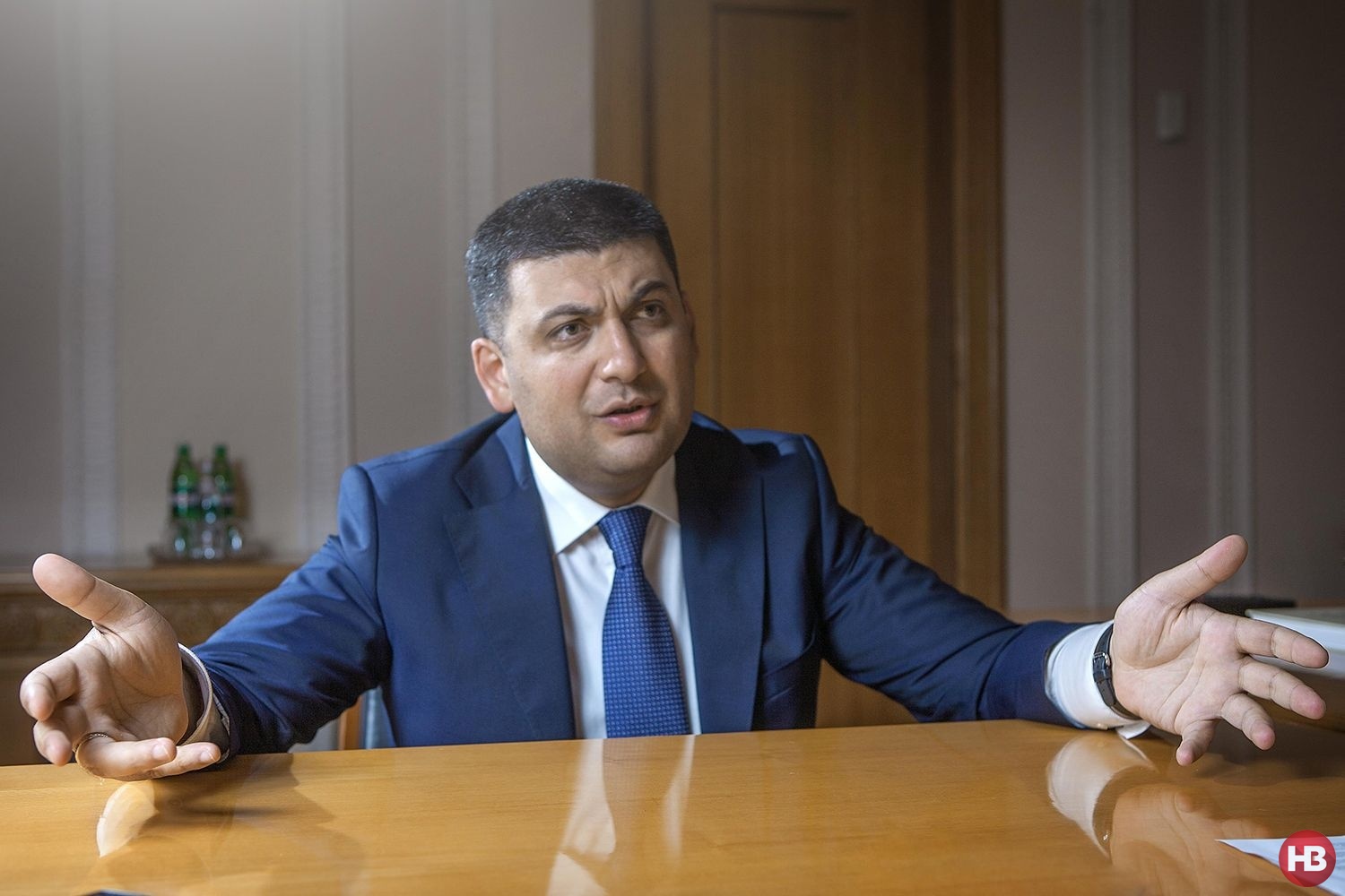 Гройсман пообіцяв не допустити відтермінування електронного декларування
