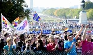 У Вашингтоні секс-меншини вимагали, щоб їх вільно пускали в армію