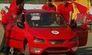 Іранські студенти влаштували перегони на саморобних електромобілях