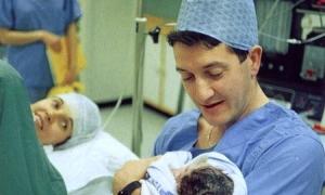 Присутність чоловіка ускладнює пологи