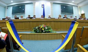 ЦВК не збирається змінювати склад виборчих комісій