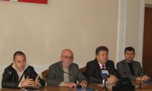 Демократи Волині досліджують депутатський список регіоналів