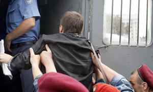Київська міліція затримала пікетувальників на Майдані Незалежності