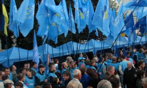 Вибори: Партія регіонів зайняла ключові позиції по Україні, «Свобода» прорвалася на Заході