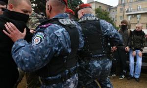 Загін «Беркут» побив пікетувальників «Свободи»