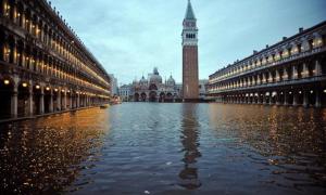 В Італії проливні дощі затопили 14 провінцій. Евакуйовано сотні людей