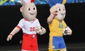 У Варшаві представили талісмани до Євро-2012