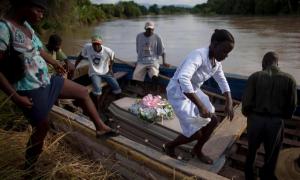 На острові Гаїті — епідемія холери