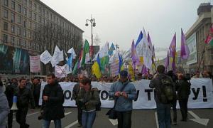 На Хрещатику сталася бійка між міліцією та протестуючими підприємцями