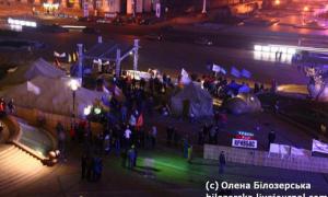Підприємці продовжують встановлювати намети на Майдані Незалежності