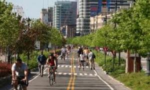 Лучан хочуть пересадити з маршруток у тролейбуси та на велосипеди