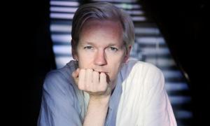 Творець Wikileaks погрожує світу «інформаційною бомбою»