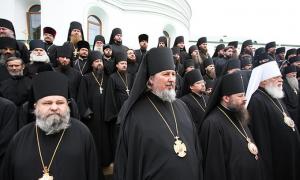 Податковий кодекс змусить платити священиків