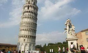 Пізанська вежа вже не падає і простоїть ще два століття