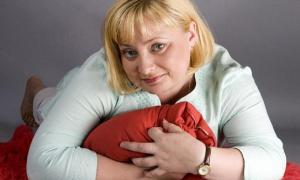 Медсестра Люба з «Інтернів» готова оголитися за великі гроші