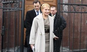 Під час спілкування Юлії Тимошенко з пресою біля ГПУ побили її прибічницю