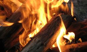 Безпритульні ледь не спалили дві багатоповерхівки у Луцьку