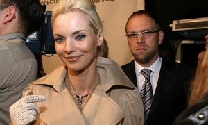 Наталія Окунська розповіла, що її вчетверте побив колишній чоловік Сергій Власенко