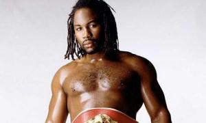 Леннокс Льюїс не збирається повертатися на ринг заради Віталія Кличка