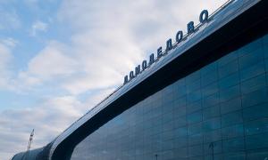 У московському аеропорту Домодєдово стався вибух. Підозрюють терористів