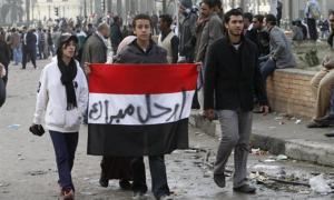 У Каїрі знову відновилися сутички між прихильниками і противниками режиму Мубарака