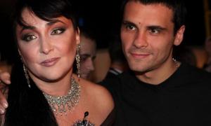 Лоліта зібралася заміж. Дату церемонії призначить астролог Мадонни