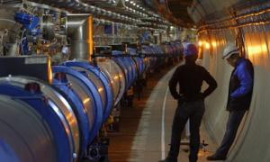 Великий адронний коллайдер готують до відновлення роботи 