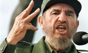 Фідель Кастро збирається піти з Компартії Куби