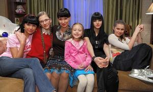 У продовженні «Татусевих дочок» герої повернуться у минуле 