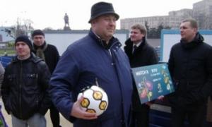 Другий щасливчик отримав 4 квитки на матчі Євро-2012