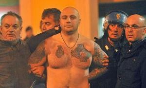 Сербського вболівальника-дебошира засудили на три роки