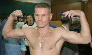 Бій Нужненка з Діасом не відбудеться 