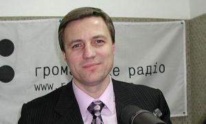 Миколу Катеринчука виписали з «Феофанії»