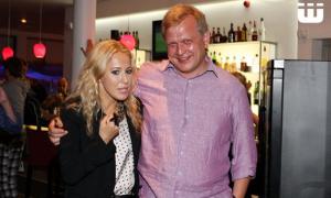 Ксенія Собчак потягнула коханого на тренінги до психолога