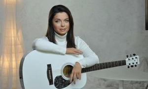Наташа Корольова оголилася, щоб заспівати про Ніколаєва