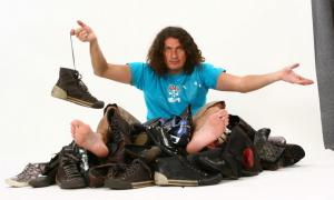 Кузьма більше не співатиме з «офігенною чувихою»