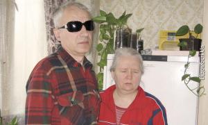 Сліпе луцьке подружжя більше п’яти років добивається власного житла