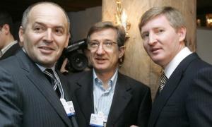 Сто найбагатших українців мають загалом 56 мільярдів доларів