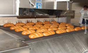 На ВАТ «Хліб» запустили автоматичну лінію із виготовлення батонів 