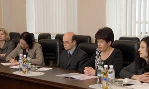 Представники громадських організацій отримають право проходити у СІЗО