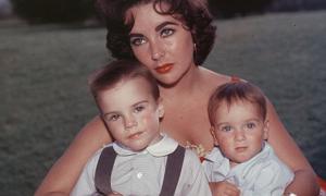 Елізабет Тейлор має ще одну дочку